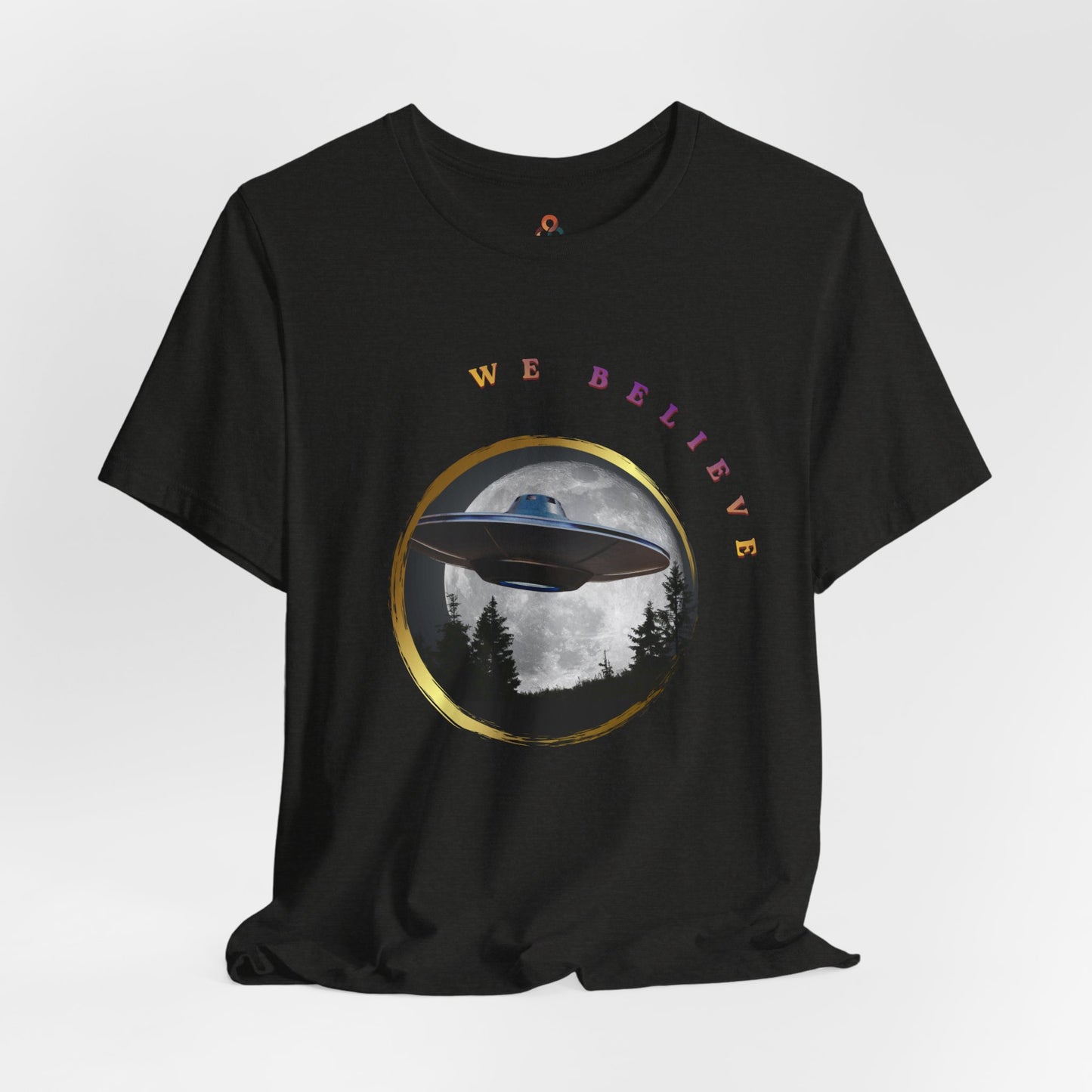 Out of this World. We Believe in Aliens ( UFO)